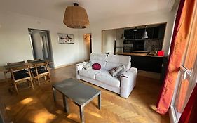 Le Relais Des Cyclamens Bron